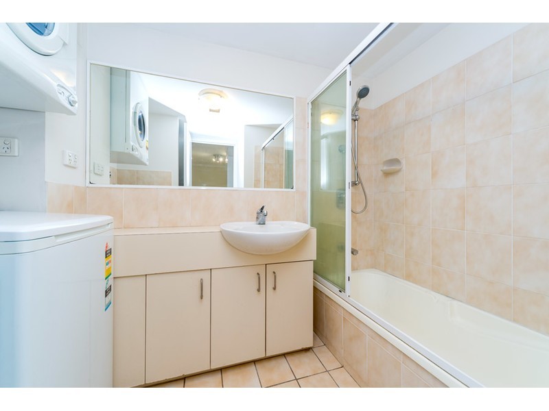 26/22 Jennifer Avenue, Runaway Bay QLD 4216