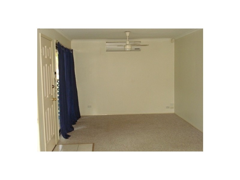 2/49 Botanical Drive, Labrador QLD 4215