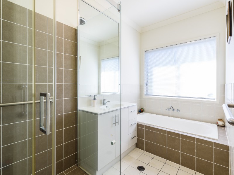 25 Kurrajong Avenue, Hollywell QLD 4216