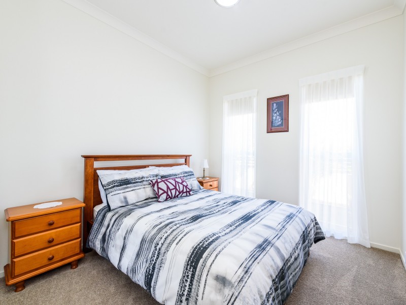 25 Kurrajong Avenue, Hollywell QLD 4216