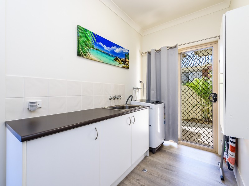 25 Kurrajong Avenue, Hollywell QLD 4216