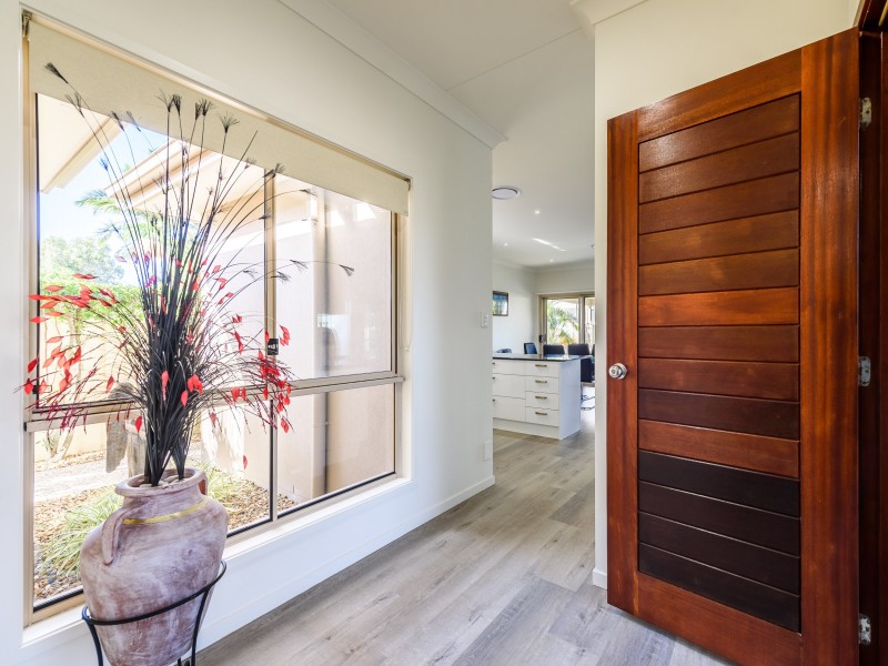 25 Kurrajong Avenue, Hollywell QLD 4216