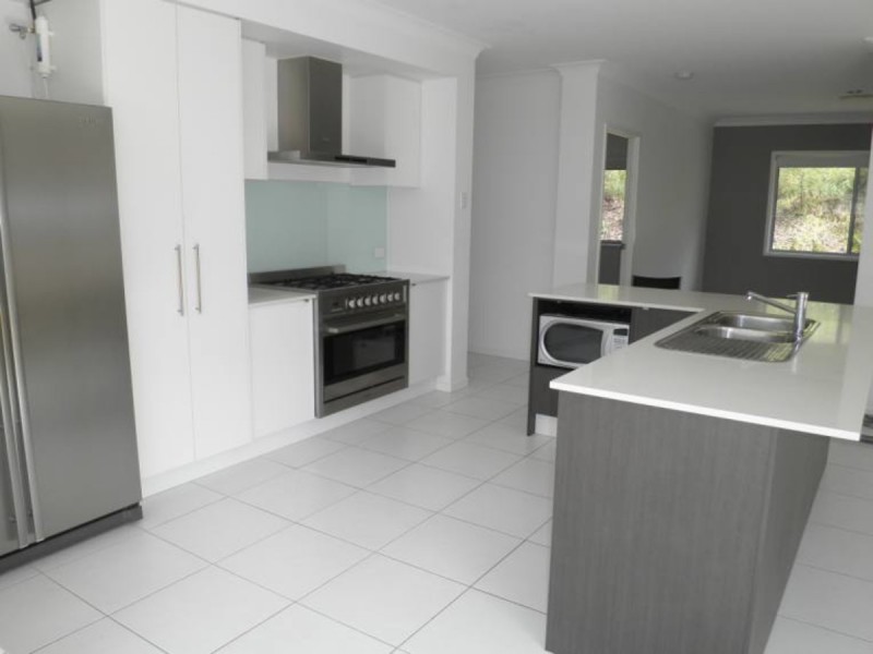 1 Picton Court, Upper Coomera QLD 4209