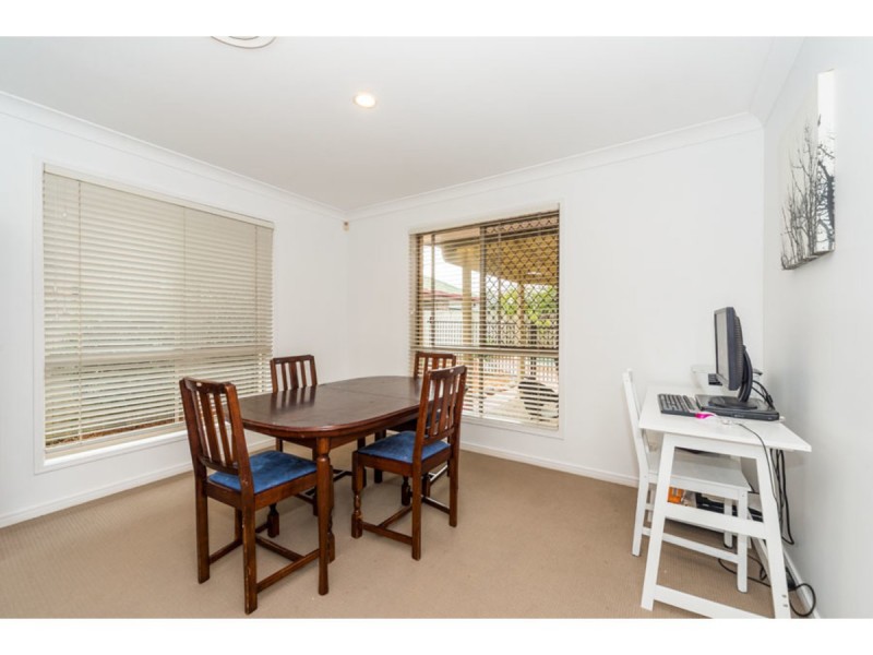 27 Anchorage Way, Biggera Waters QLD 4216