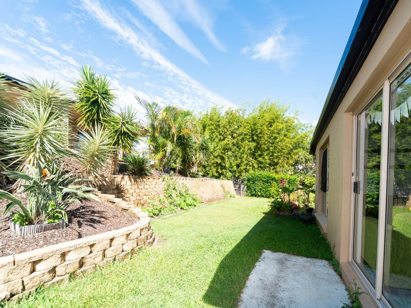 13 Langer Place, Arundel QLD 4214