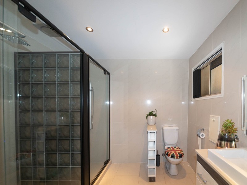 13 Langer Place, Arundel QLD 4214