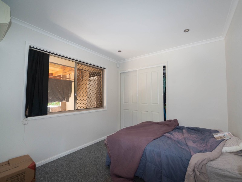 13 Langer Place, Arundel QLD 4214