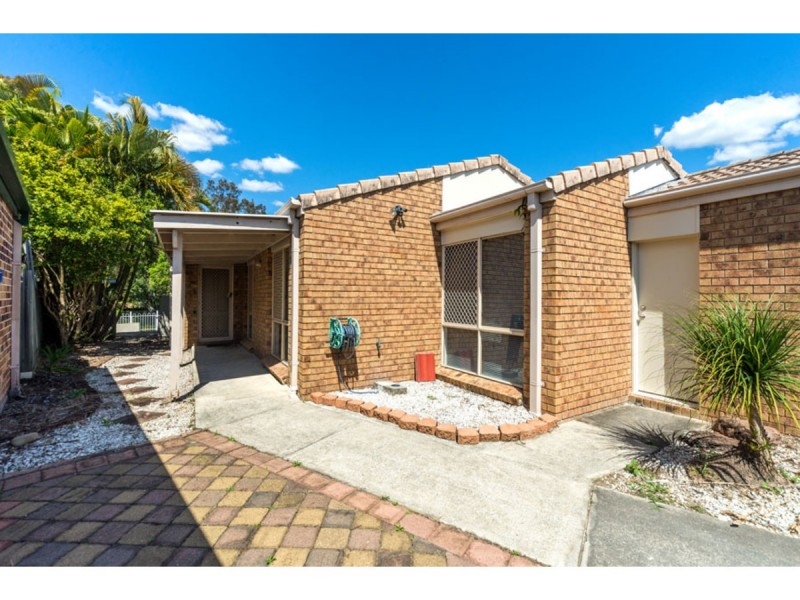 27 River Oak Drive, Helensvale QLD 4212