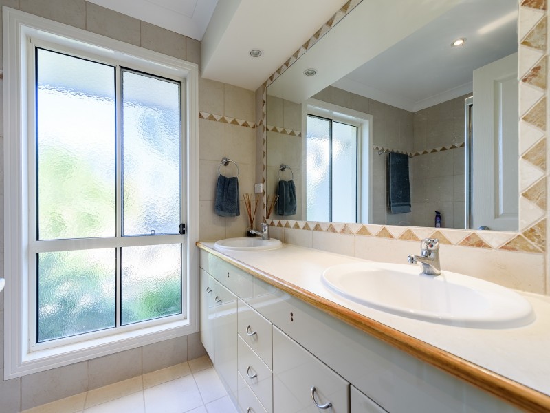 6/395 Pine Ridge Road, Runaway Bay QLD 4216