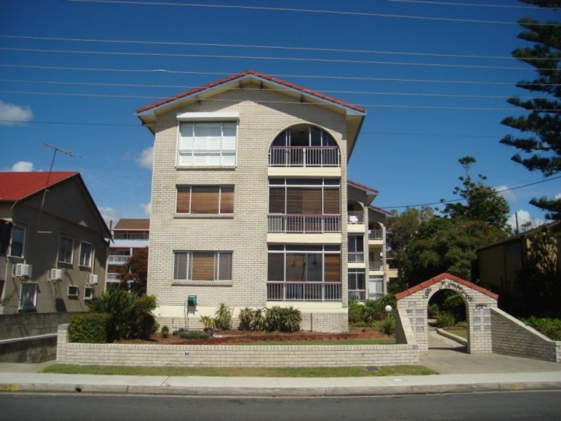 6/282 Marine Parade, Labrador QLD 4215