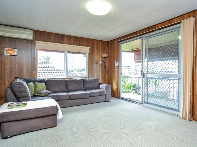 260 Bayview Street, Hollywell QLD 4216