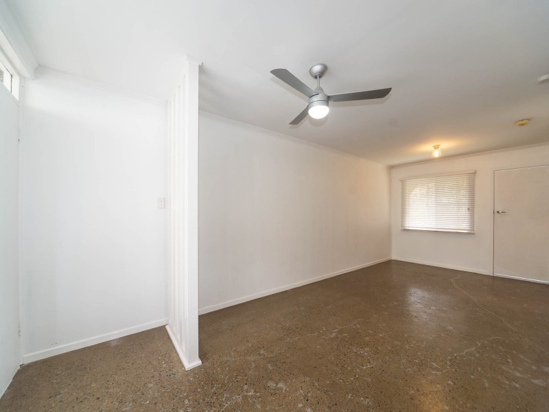 1/34 Labrador Street, Labrador QLD 4215