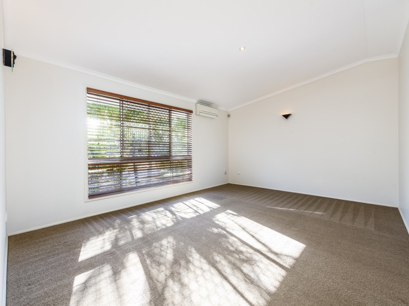 26 Zoeller Drive, Parkwood QLD 4214