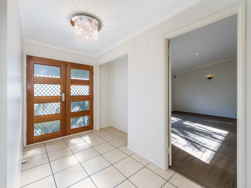 26 Zoeller Drive, Parkwood QLD 4214