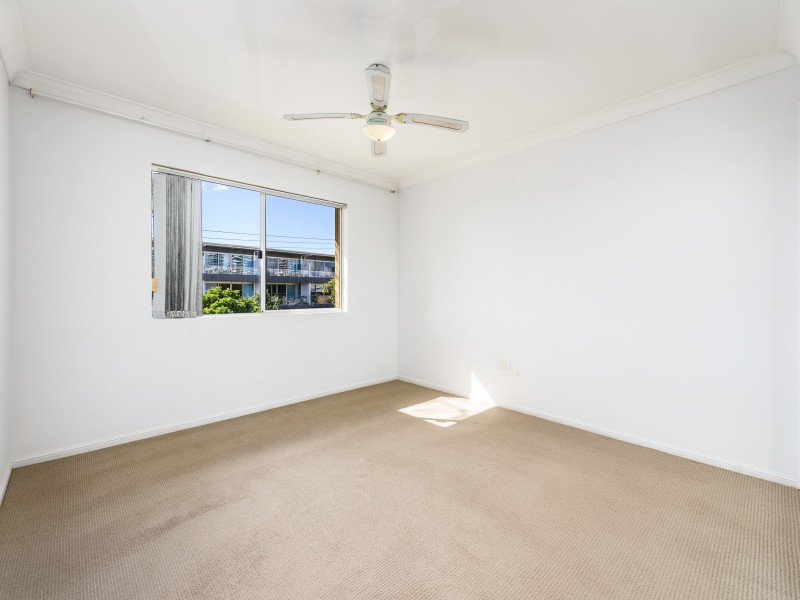 15/65 Bayview Street, Runaway Bay QLD 4216