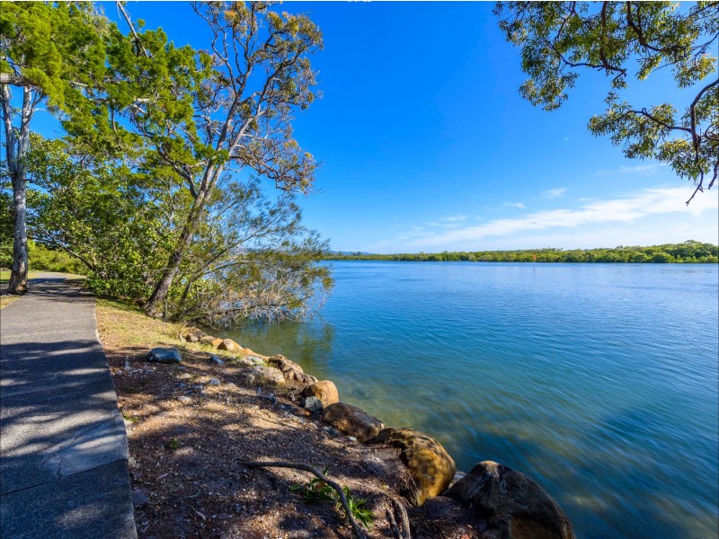 224/125 Hansford Road, Coombabah QLD 4216