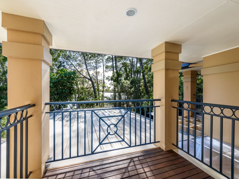 224/125 Hansford Road, Coombabah QLD 4216