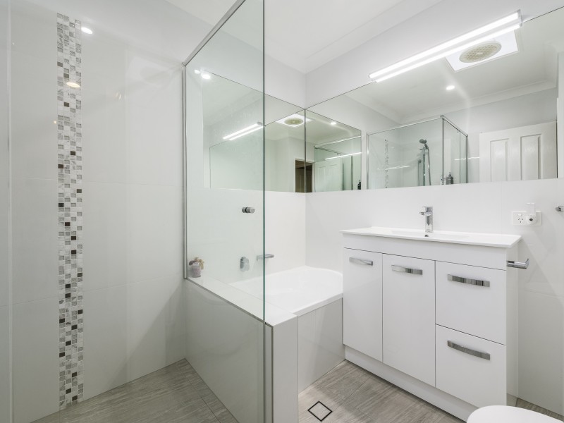 224/125 Hansford Road, Coombabah QLD 4216
