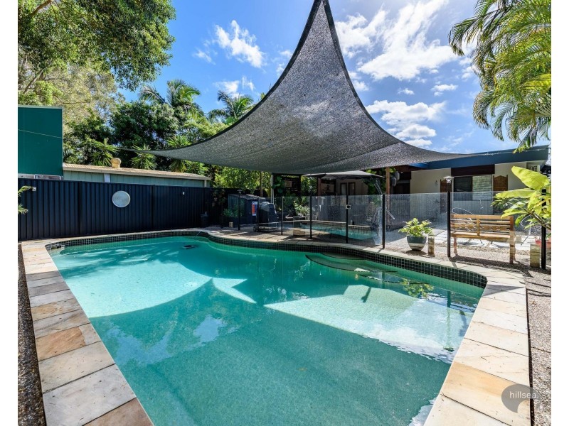 63 Nalkari Street, Coombabah QLD 4216