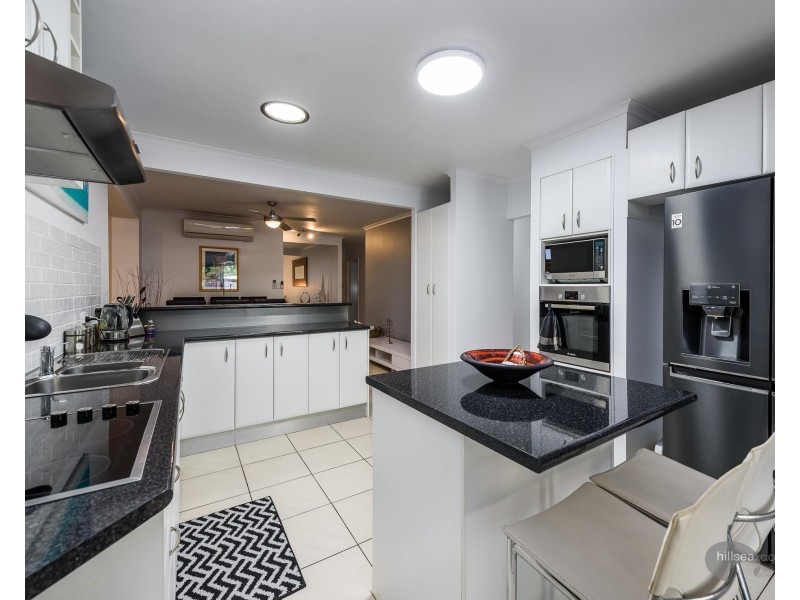 63 Nalkari Street, Coombabah QLD 4216