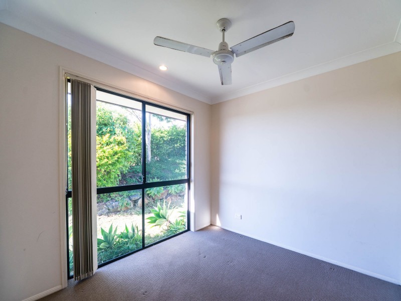 11 Hatutu Street, Pacific Pines QLD 4211