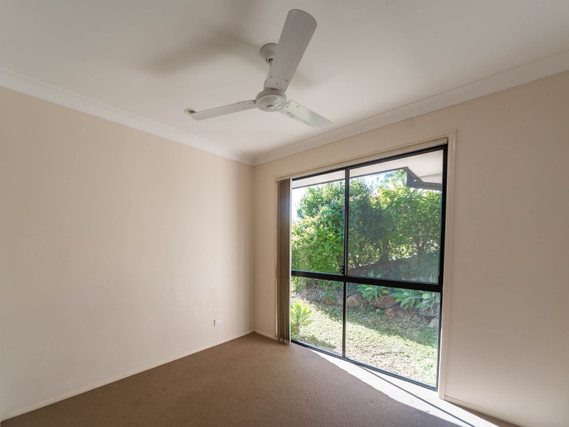 11 Hatutu Street, Pacific Pines QLD 4211