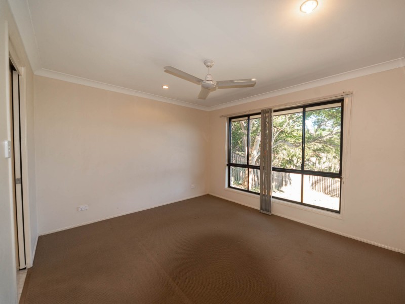 11 Hatutu Street, Pacific Pines QLD 4211