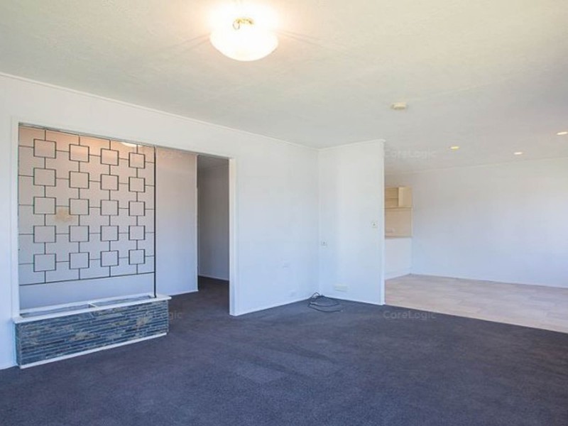 43 Central Street, Labrador QLD 4215