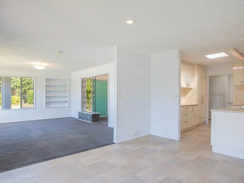 43 Central Street, Labrador QLD 4215