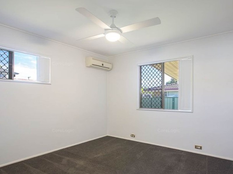 43 Central Street, Labrador QLD 4215