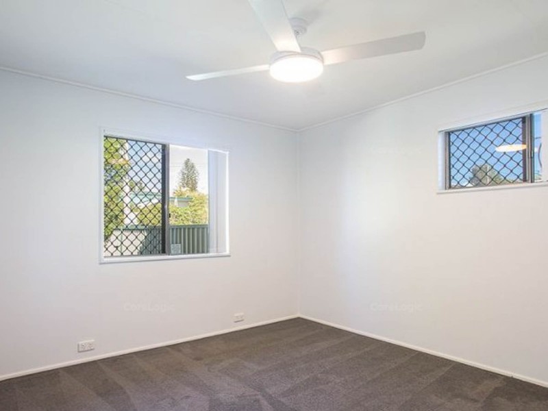 43 Central Street, Labrador QLD 4215