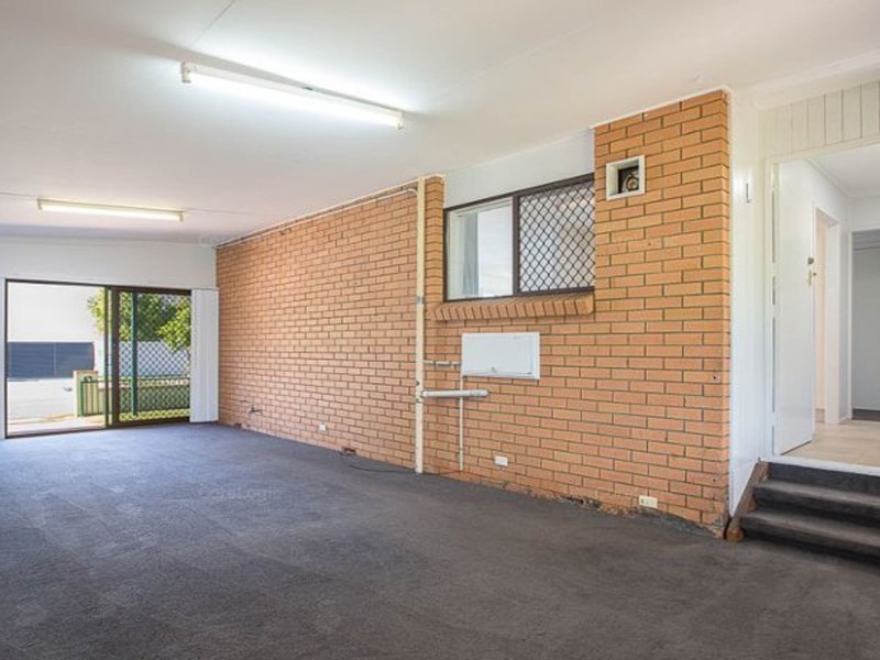 43 Central Street, Labrador QLD 4215