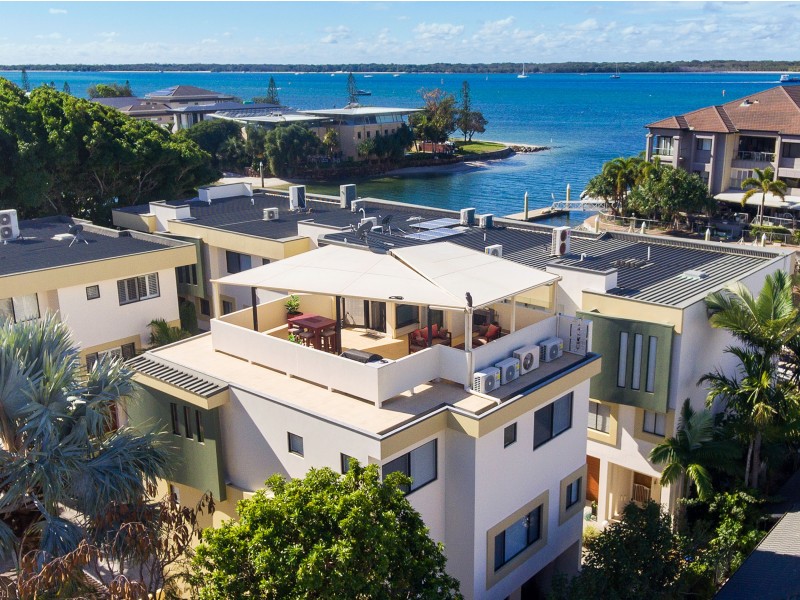 6/23-25 Madang Crescent, Runaway Bay QLD 4216