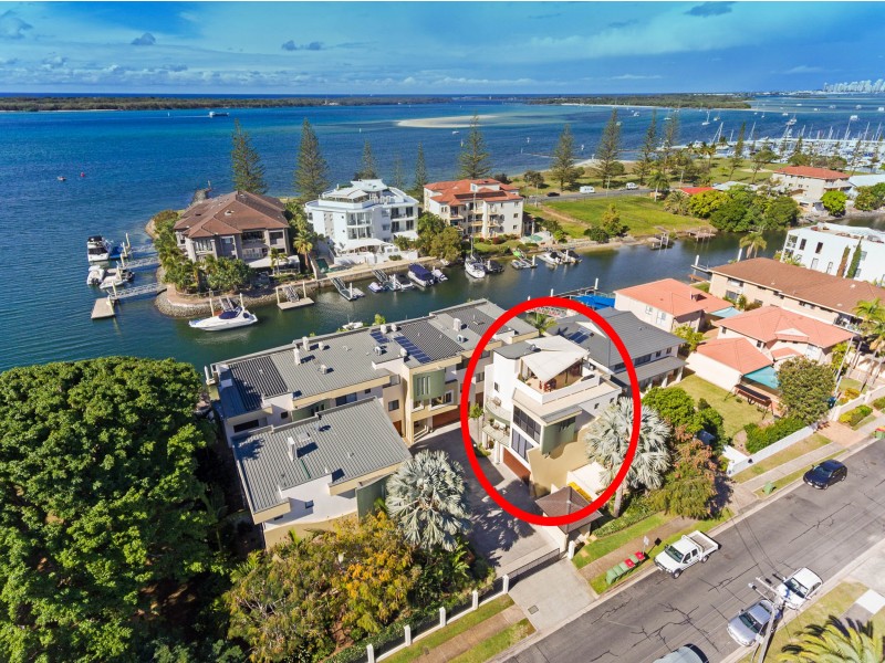 6/23-25 Madang Crescent, Runaway Bay QLD 4216