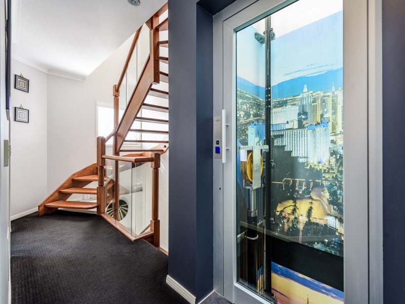 6/23-25 Madang Crescent, Runaway Bay QLD 4216