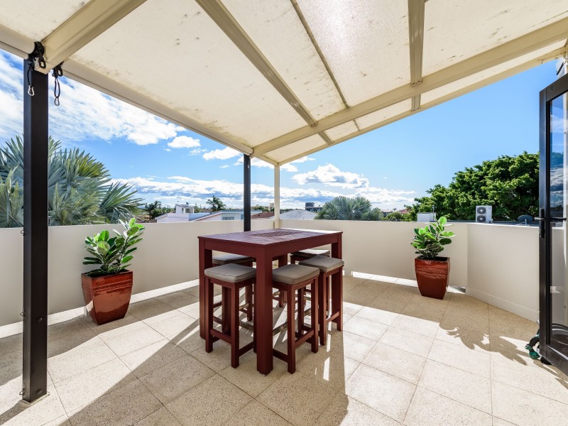 6/23-25 Madang Crescent, Runaway Bay QLD 4216
