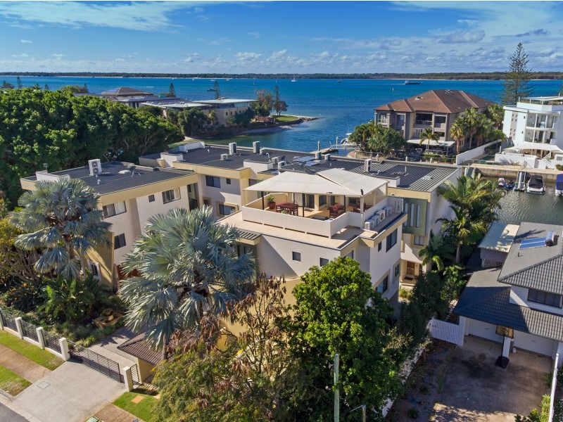 6/23-25 Madang Crescent, Runaway Bay QLD 4216