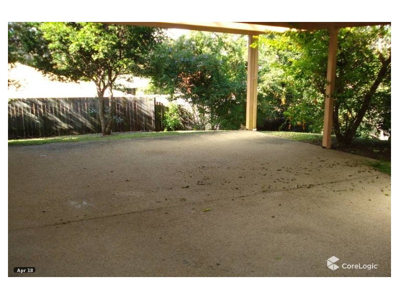 1 Oak Hill Crescent, Parkwood QLD 4214