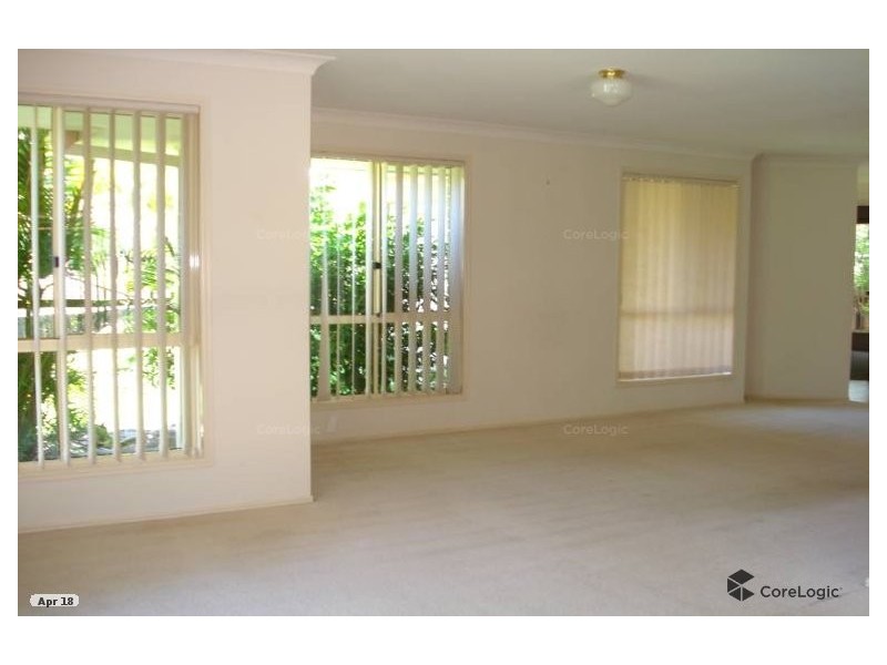 1 Oak Hill Crescent, Parkwood QLD 4214