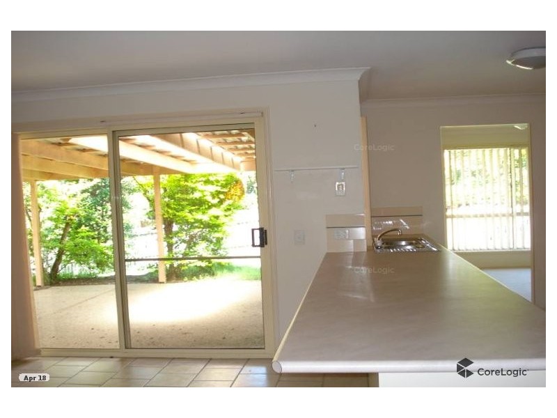 1 Oak Hill Crescent, Parkwood QLD 4214