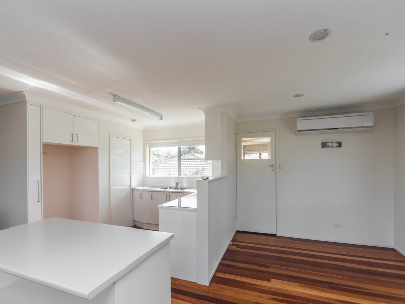 1 Kurrajong Avenue, Hollywell QLD 4216