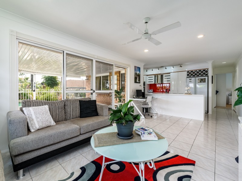 7 Balwyn Court, Arundel QLD 4214