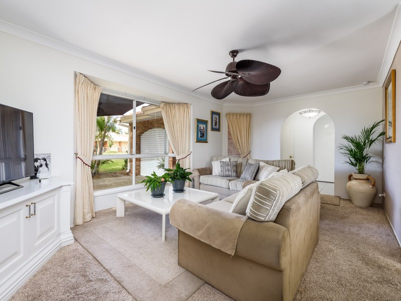 7 Balwyn Court, Arundel QLD 4214