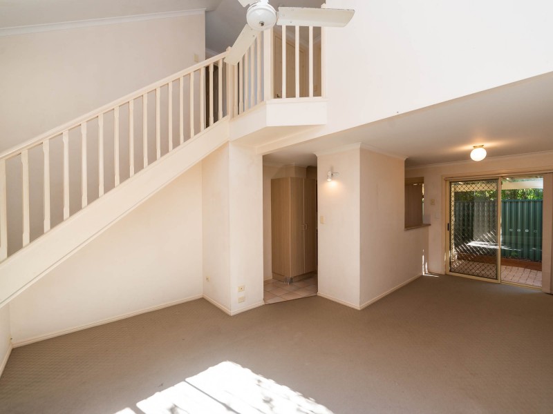 5/427 Oxley Drive, Runaway Bay QLD 4216