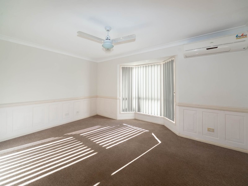 4 Guy Lane, Oxenford QLD 4210