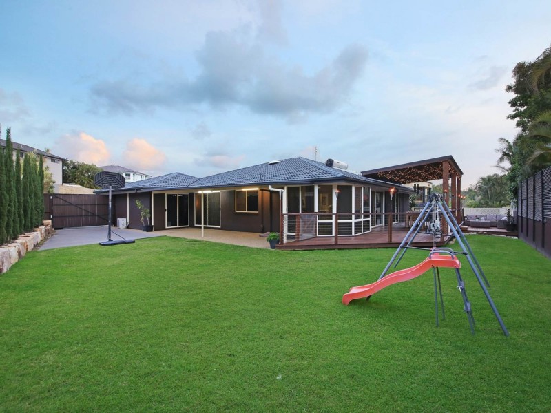 5 Portreeves Place, Arundel QLD 4214