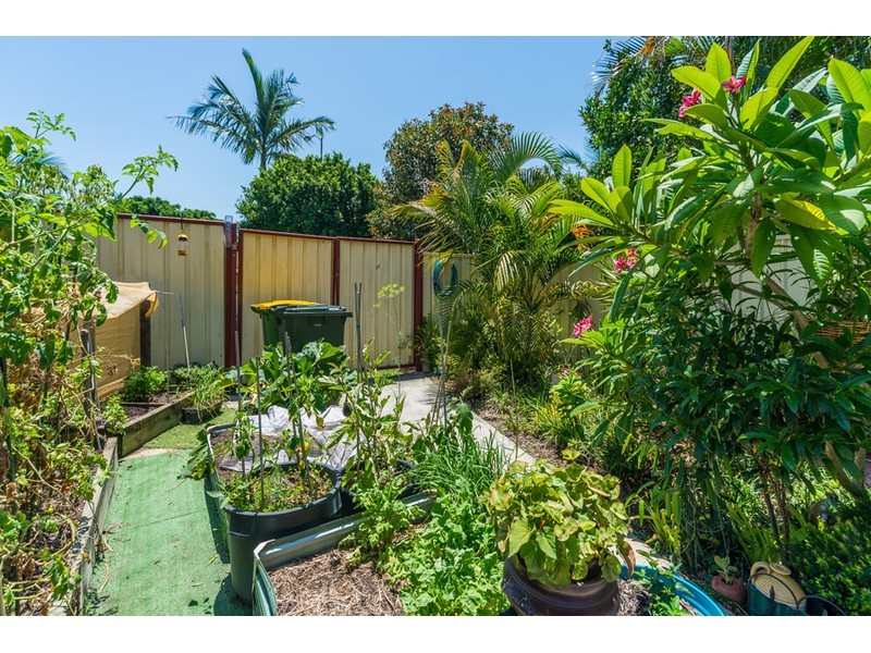 2/20 Marsupial Drive, Coombabah QLD 4216