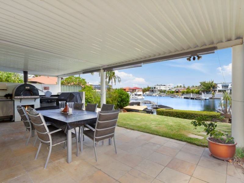208 Bayview Street, Runaway Bay QLD 4216