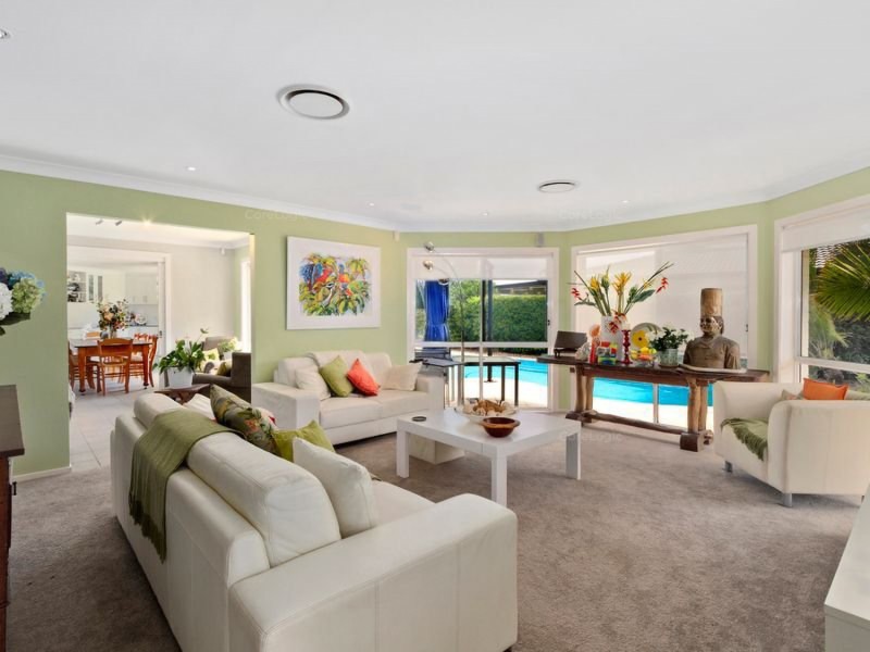 208 Bayview Street, Runaway Bay QLD 4216