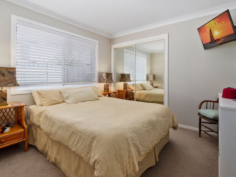 208 Bayview Street, Runaway Bay QLD 4216